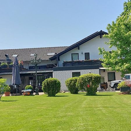 ลันด์โฮเทล ลินเดิน อัม เฟเนโคเทนเซ Hotel Niederkruechten ภายนอก รูปภาพ