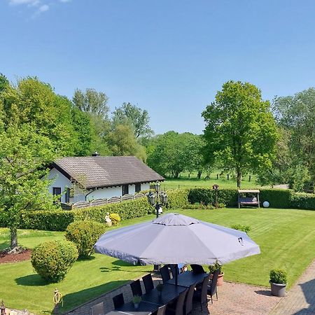 ลันด์โฮเทล ลินเดิน อัม เฟเนโคเทนเซ Hotel Niederkruechten ภายนอก รูปภาพ